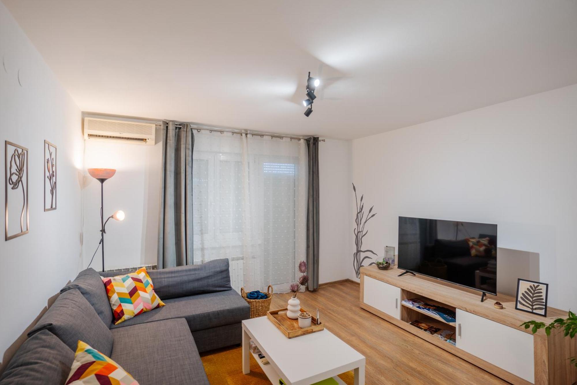 Apartman Sanda วูโควาร์ ภายนอก รูปภาพ